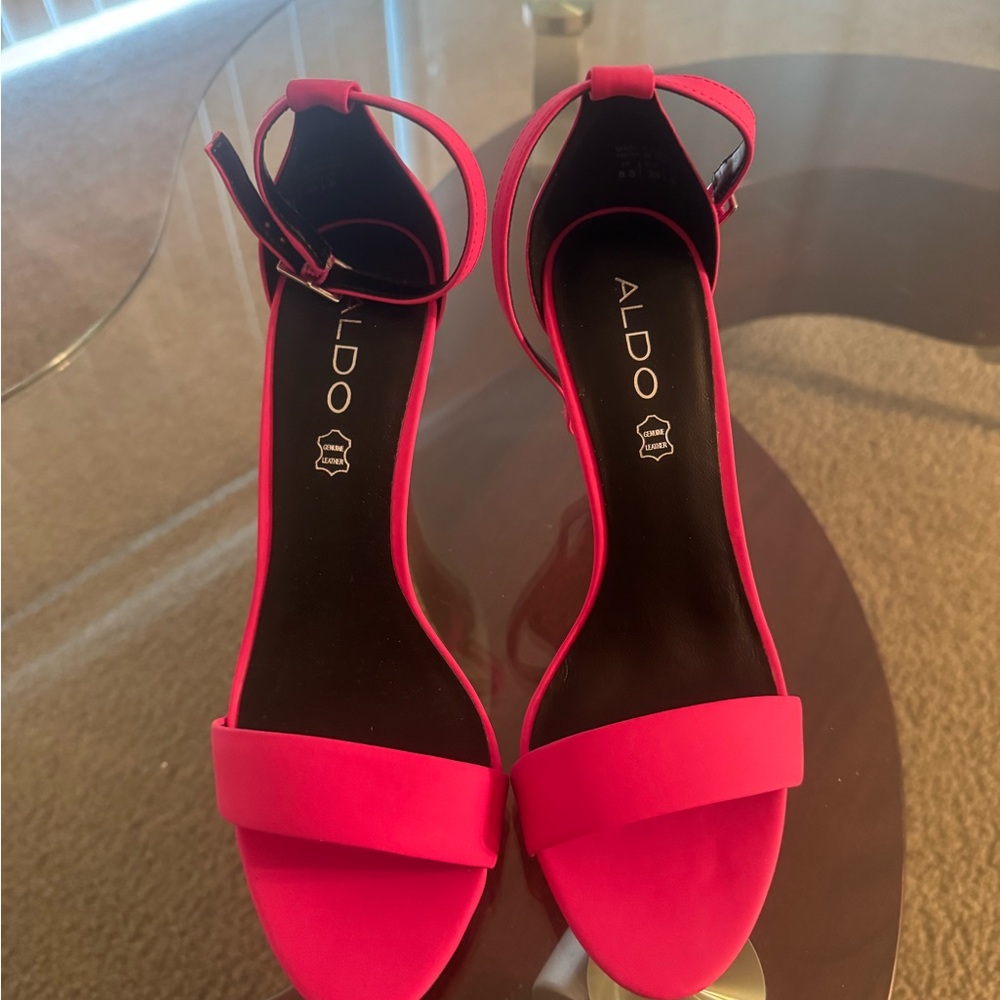 Aldo Red Suede Heels with Stiletto and Ankle Strap - Picture 3 of 5